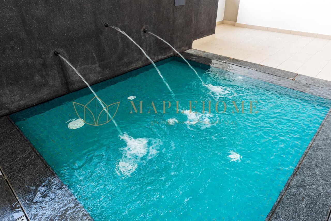 The Apple Melaka Apartment Exterior foto